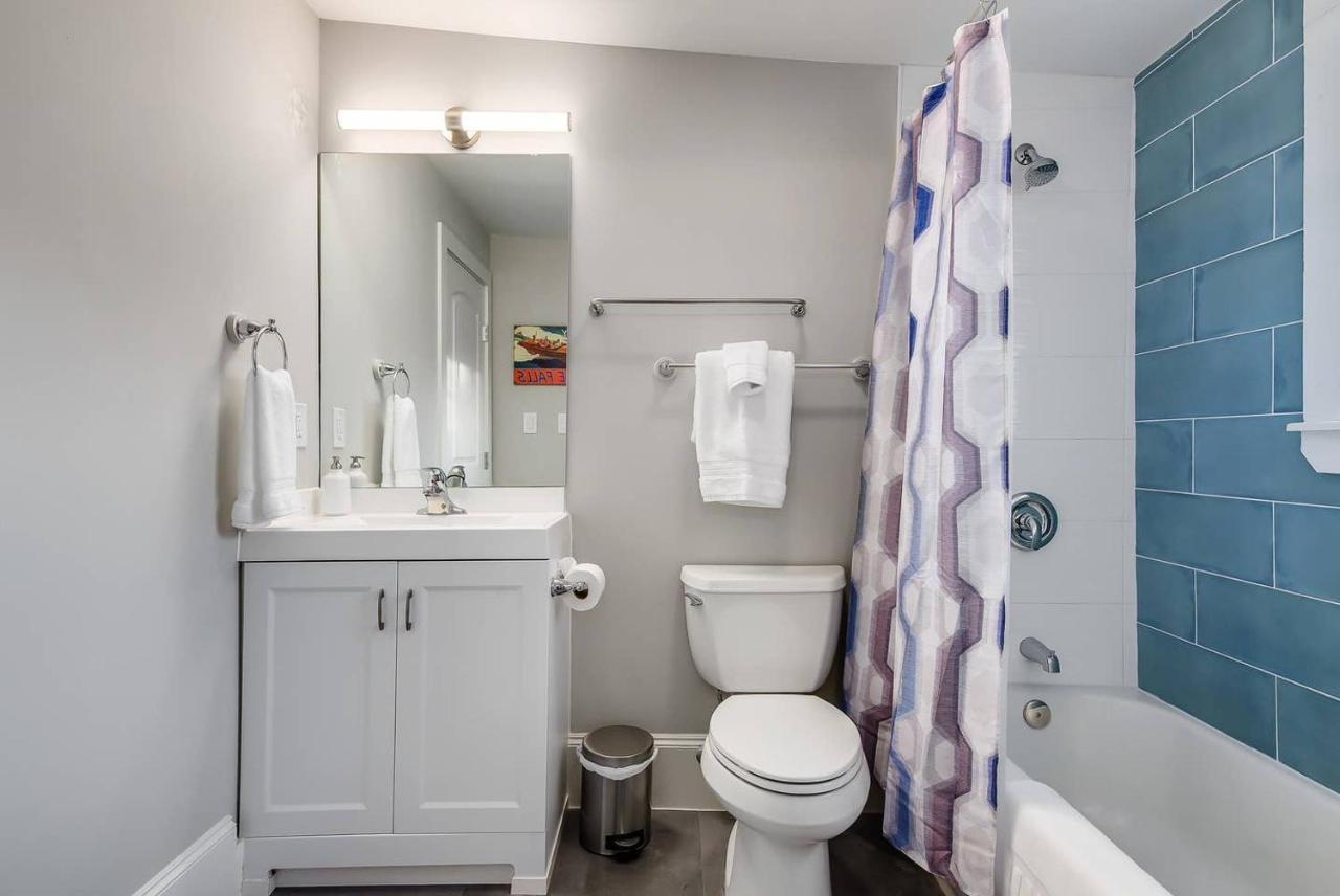 McKenize Guest House: Travis Suite 1 BD, 1BA Marble Falls Exterior foto